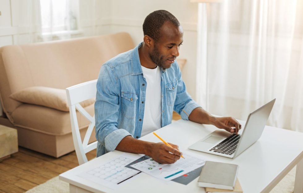 Retirement Accounts for Self-Employed Individuals | self employed man working at computer